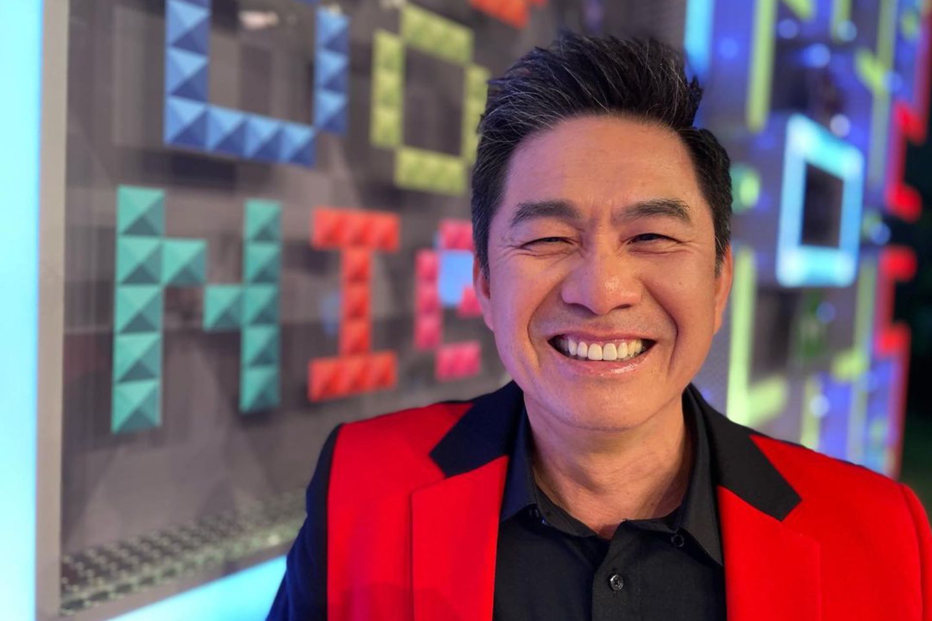 洪都拉斯專訪｜走出工廠便跌入低谷，靠YA教授翻盤演藝人生| 劇夠