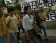〈ON AIR〉也出現蘇奕瑄過往作品經常呈現的社運場景。
