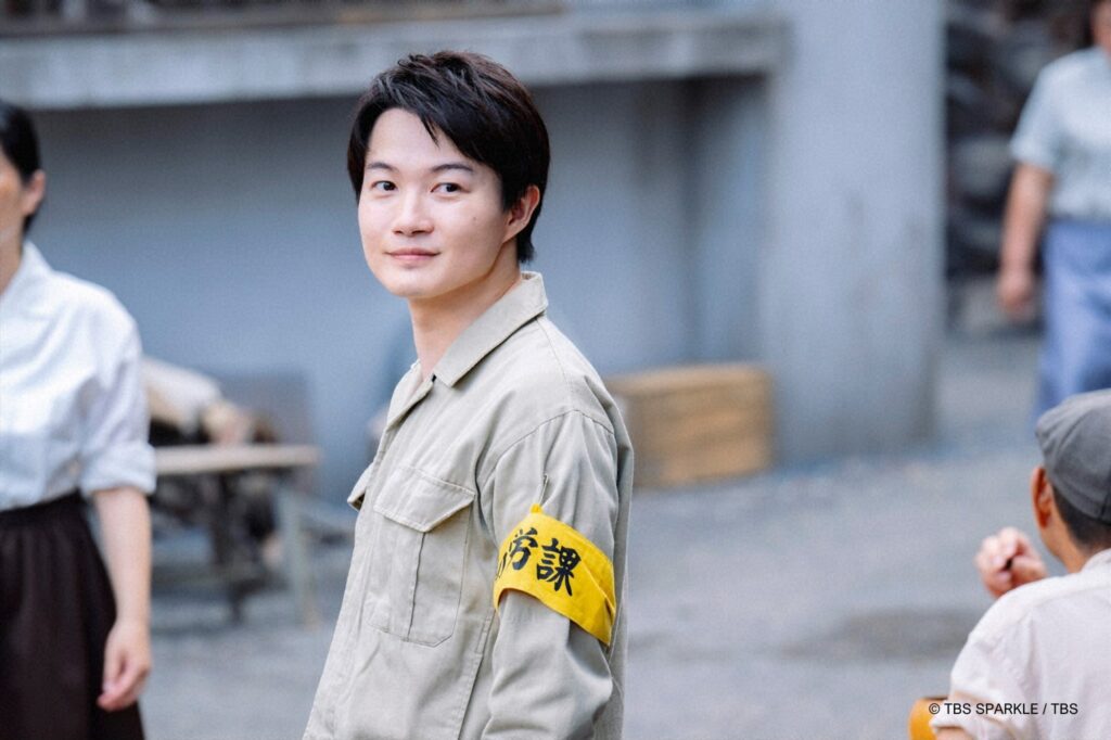 神木隆之介飾演的荒木鐵平在刻苦的生長環境仍懷抱夢想。