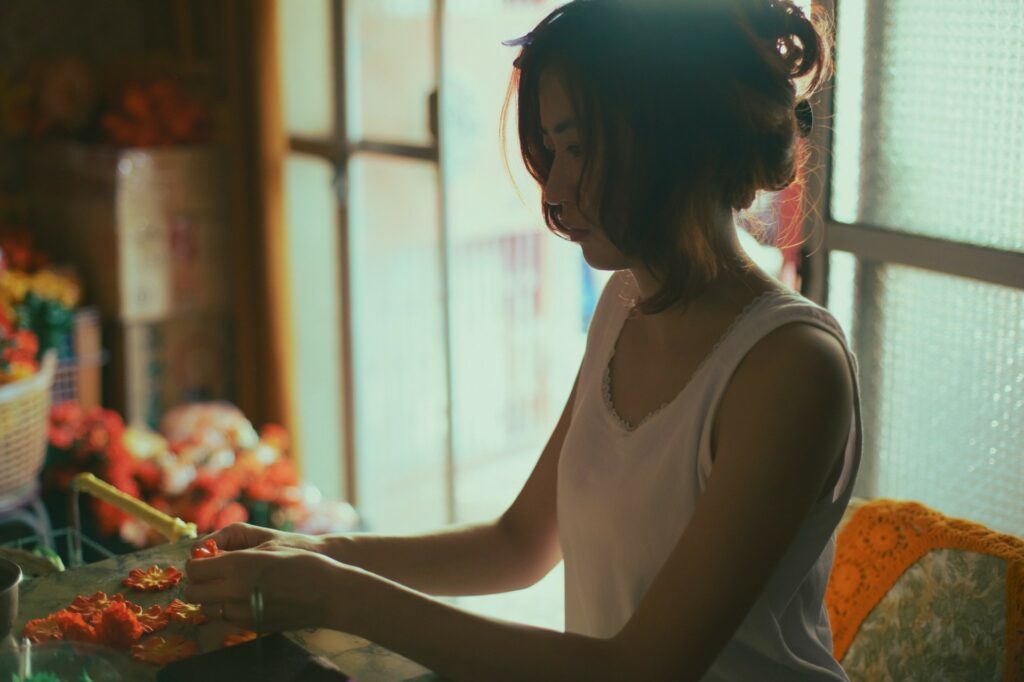 9m88飾演「女人」