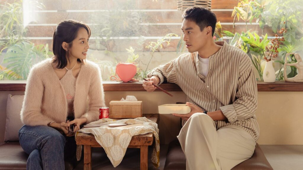 在被顧厚澤拯救之後，范月姣就認定這是她要愛一輩子的人。