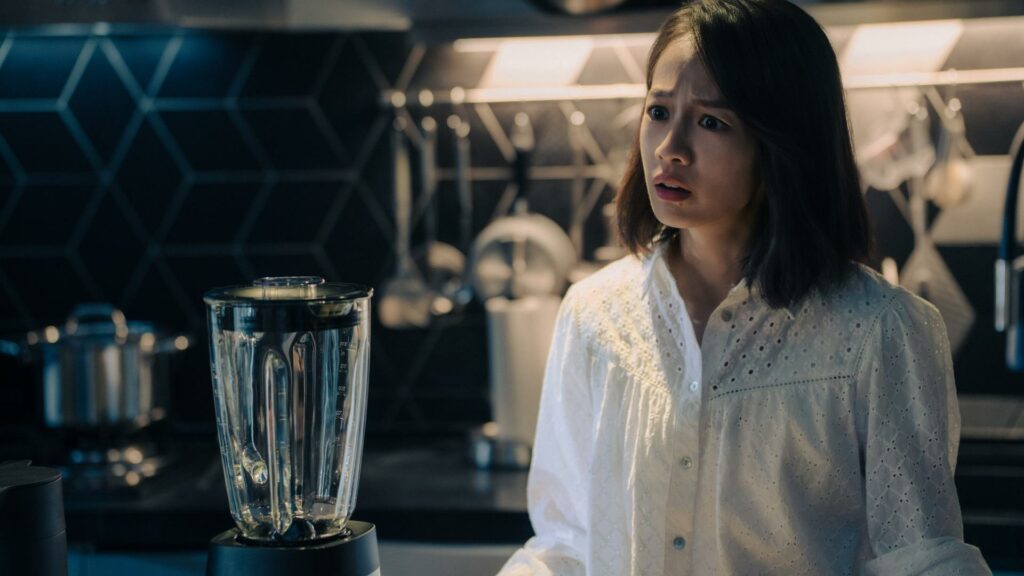 比起證明些什麼，要穩定給出愛對簡嫚書來說是重要且困難的。