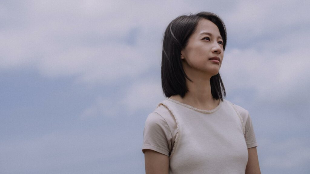 撐在那，就能等到風向改變的時候。