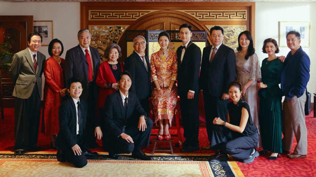 《雙囍》藉由一天兩場「王不見王」的婚禮儀式，呈現人物與家庭的各種內心事。