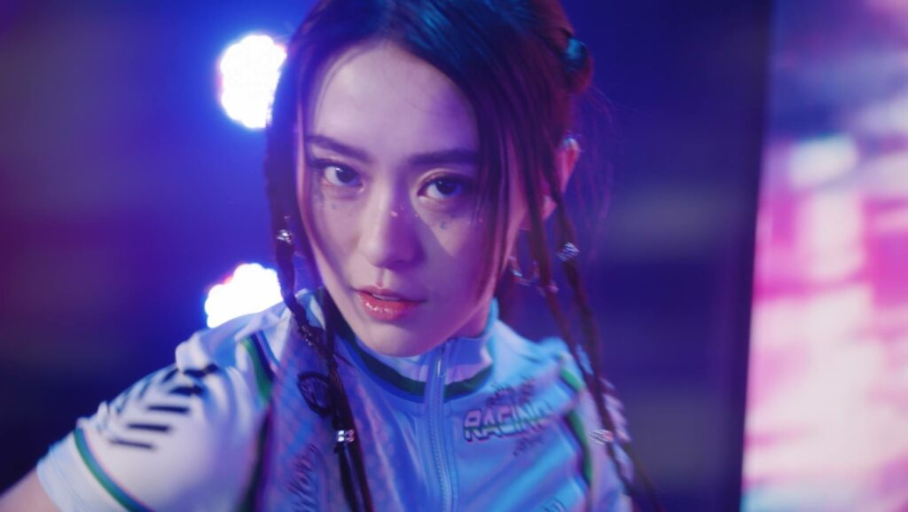 邱偲琹在劇中飾演被威脅的女偶像