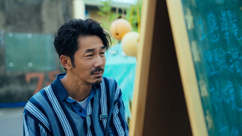 李李仁在劇中的角色經歷妻子離世，面對從台北返鄉兒子，雖然內心充滿關愛，卻不知該如何表達，成為典型台灣父親的寫照。