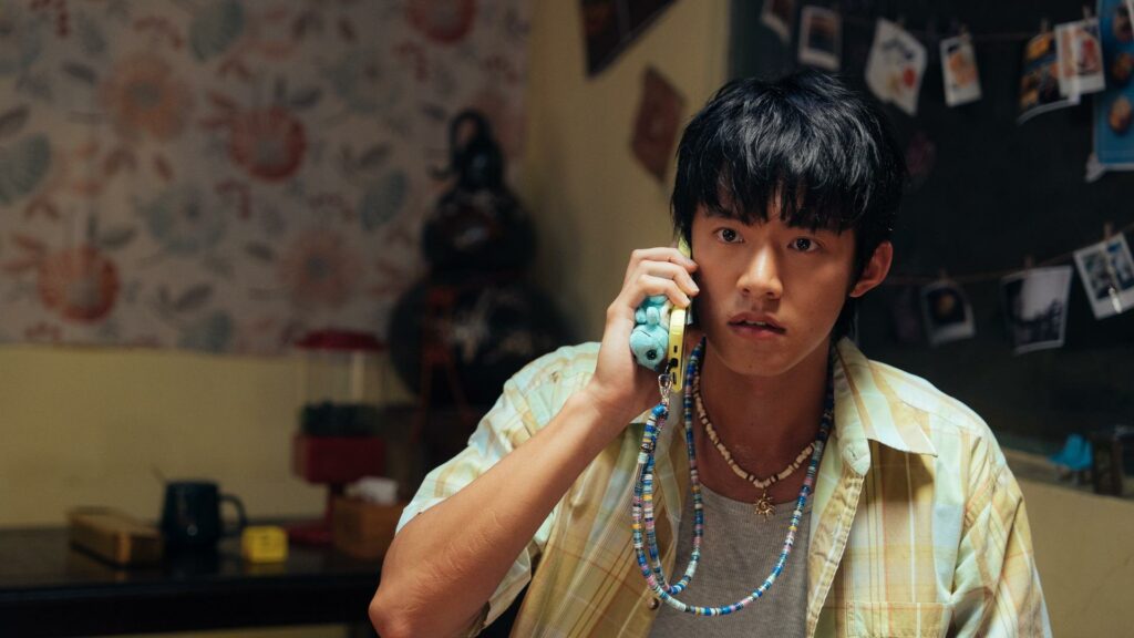 《向流星許願的我們》劇中,余杰恩飾演「冰店小王子」李宛哲,表面樂天、與世無爭,但內心卻害怕失去和受傷,選擇隱藏自己對濱口蒼海的情感。