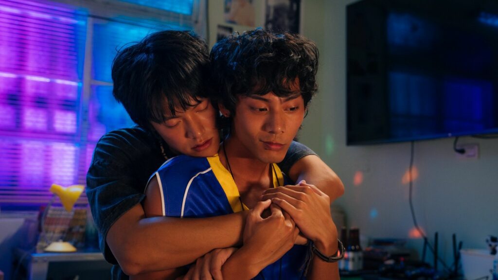 余杰恩和各務孝太演出「海哲CP」,各務孝太飾演的日籍船員HAMA,以直球對決般的示愛方式,逐漸融化宛哲的心,讓兩人越走越近。