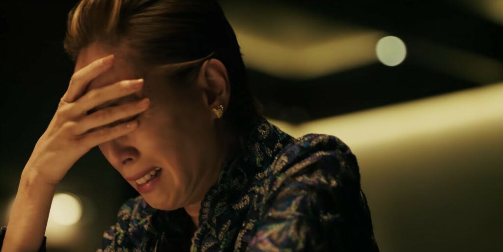 讀完小說後落淚的真正理由，也許只有細木數子自知了（圖源：Netflix）